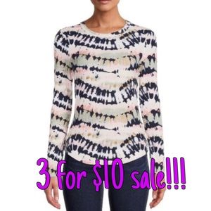 Crew neck ribbed women’s tie dye long sleeve Tshirt, no boundaries, GUC